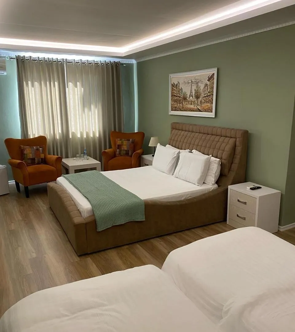 Vila Park Hotel Tiran