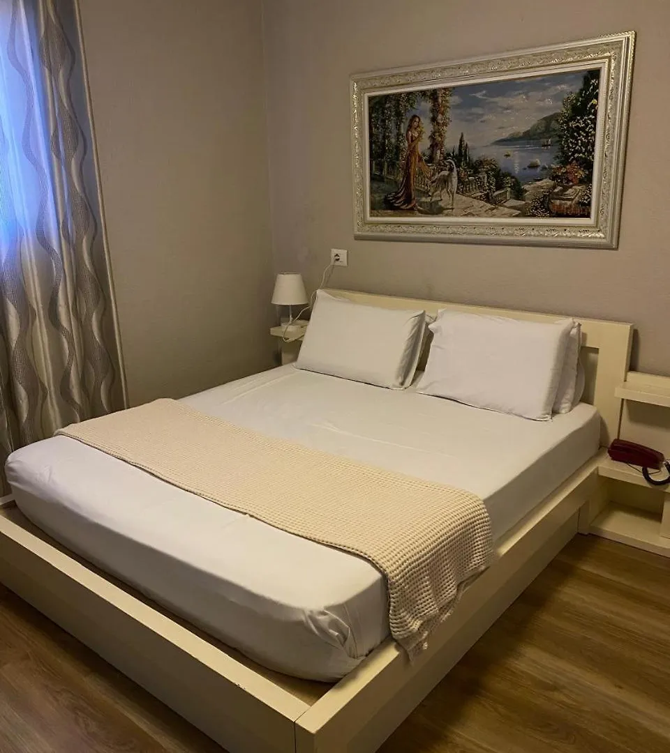 Vila Park Hotel 1 Tirana